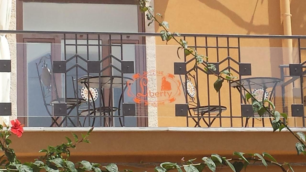 Casa Vacanze Liberty Ликата Екстериор снимка