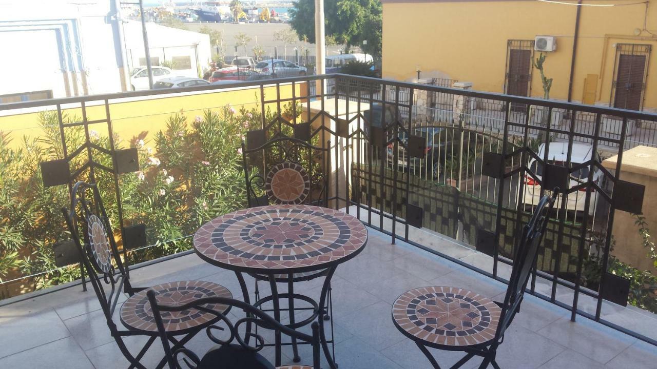Casa Vacanze Liberty Ликата Екстериор снимка