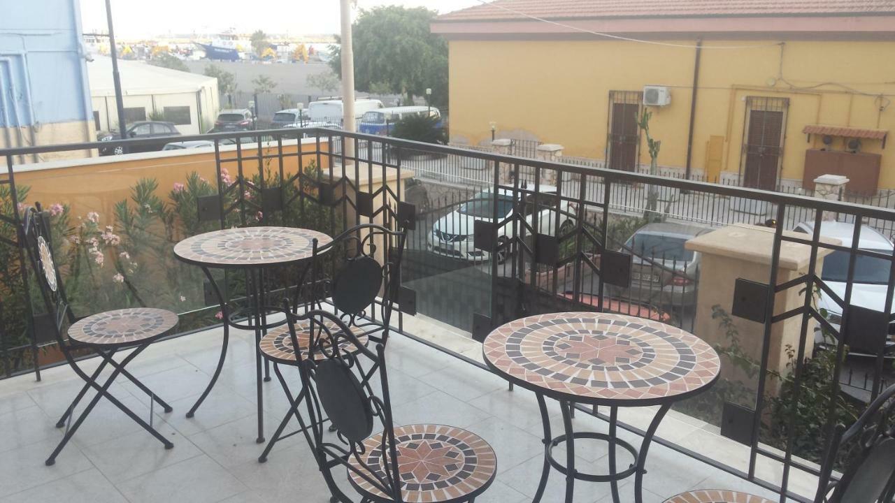 Casa Vacanze Liberty Ликата Екстериор снимка